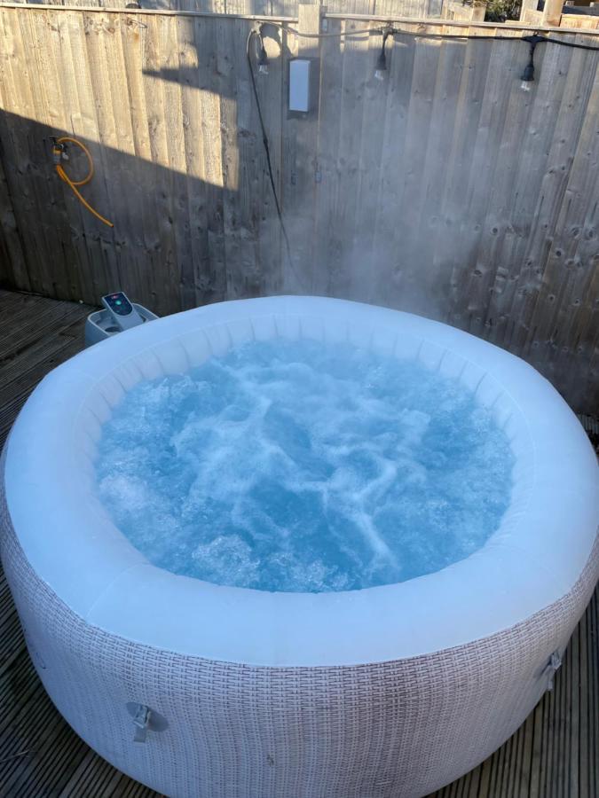 Hotel O Dan Y Coed Luxury Yurt With Hot Tub Chwilog Exterior foto
